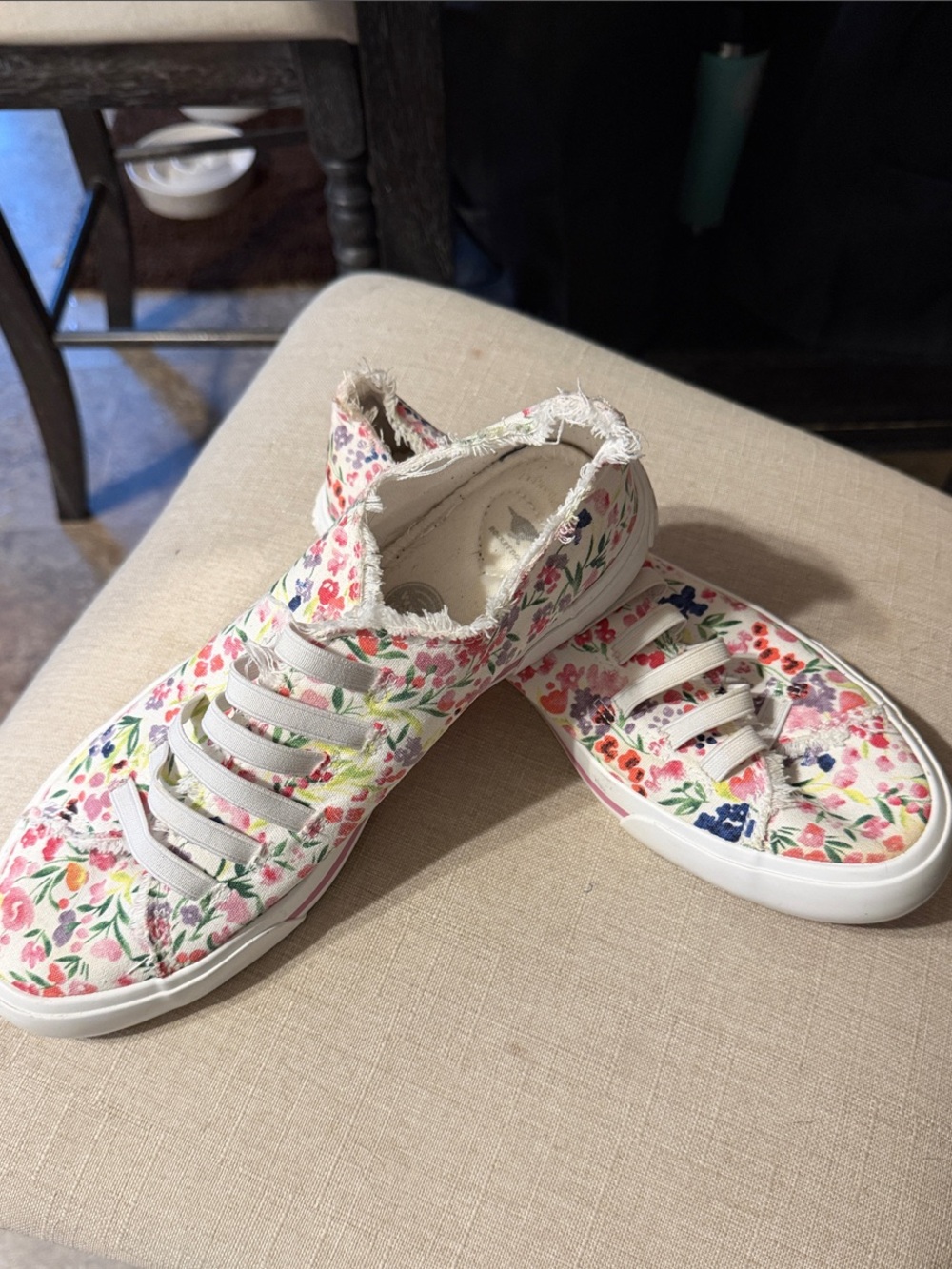 Rocket Dog White Canvas Sneakers with Pink, Green & Blue Floral Print - Picture 1 of 3